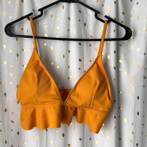 Cupshe Other - Bathing suit Top